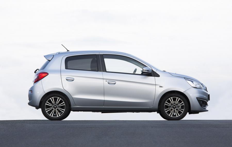 Mitsubishi Space Star 2016 года  (EU) (фото 22 из 45)
